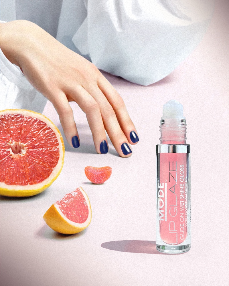 Lip Glaze Roll On Wet Shine Flavored Gloss in Candied Pink Grapefruit